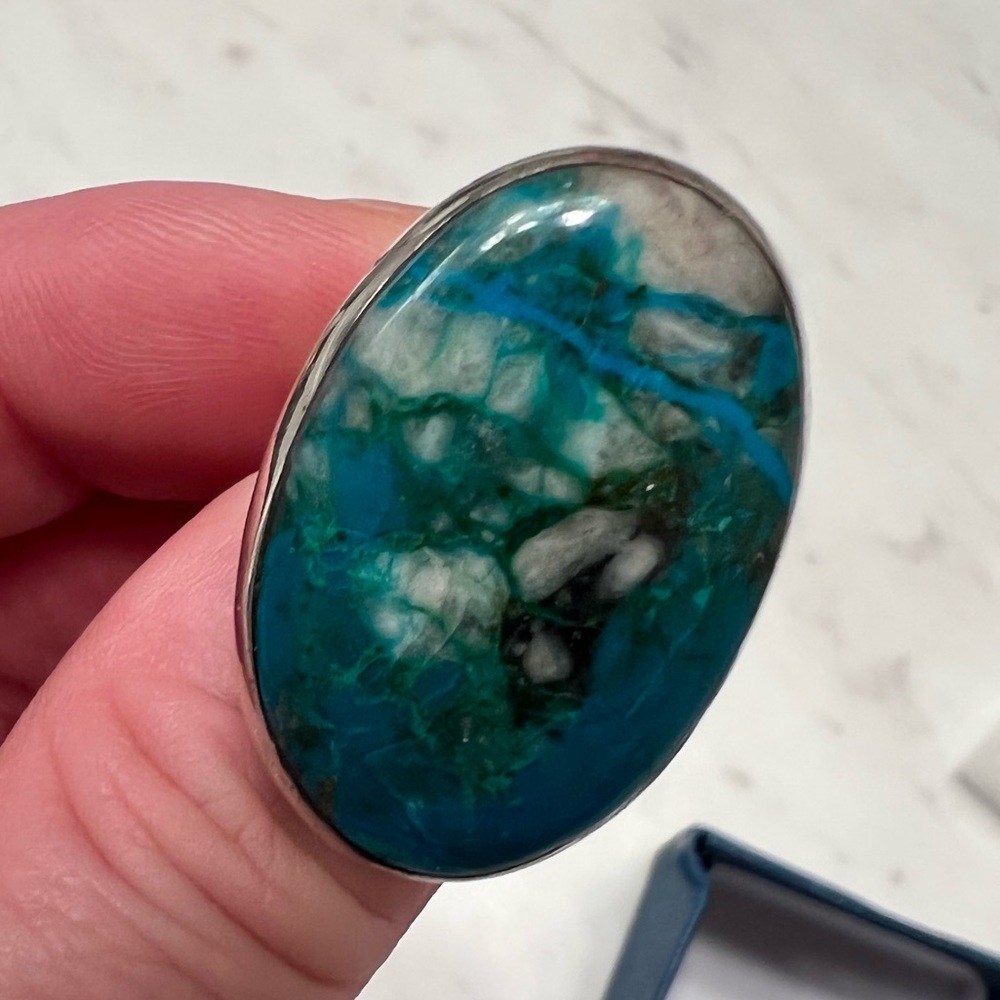 Sterling silver gemstone ring size 7